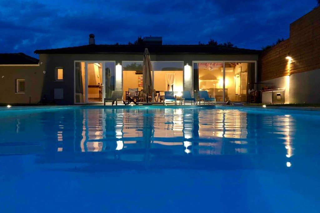 Sunlit Pool House Villa Posidhonía Eksteriør billede